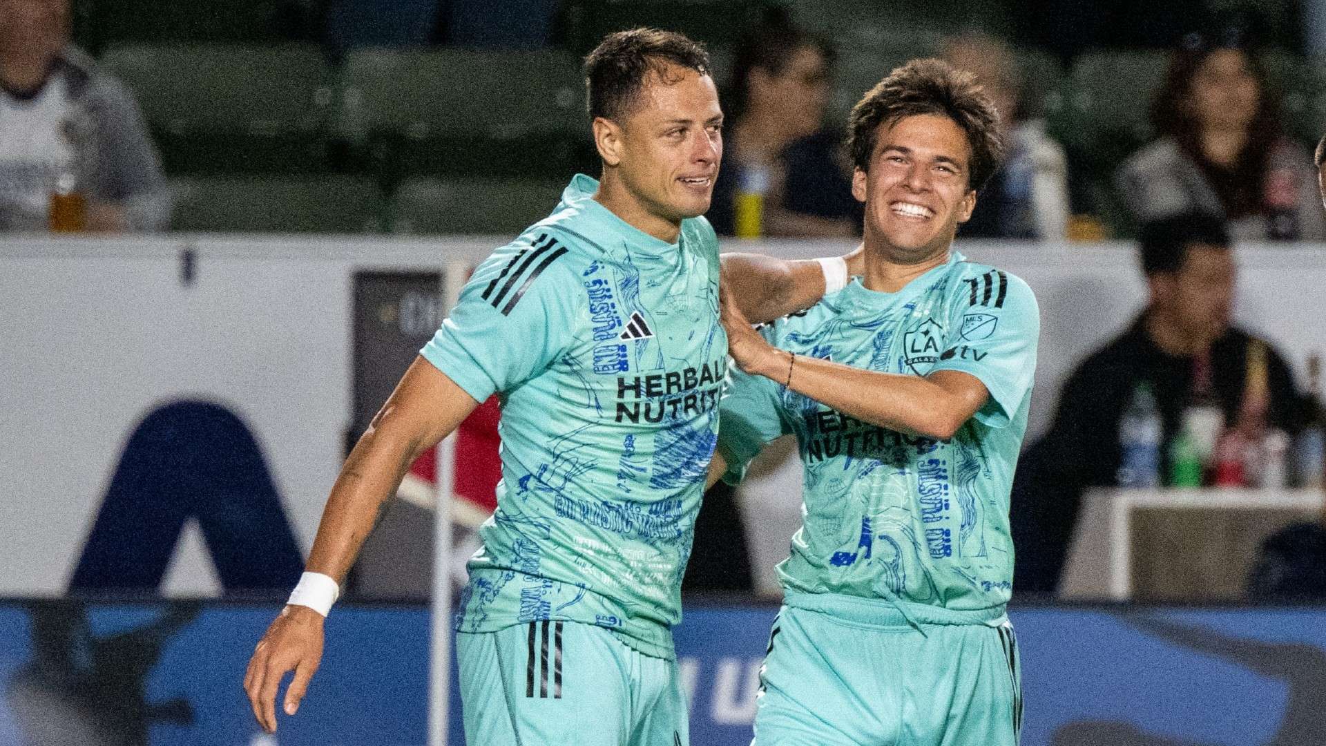 巴萨计划续租坎塞洛一季助战姆巴佩争夺荣耀